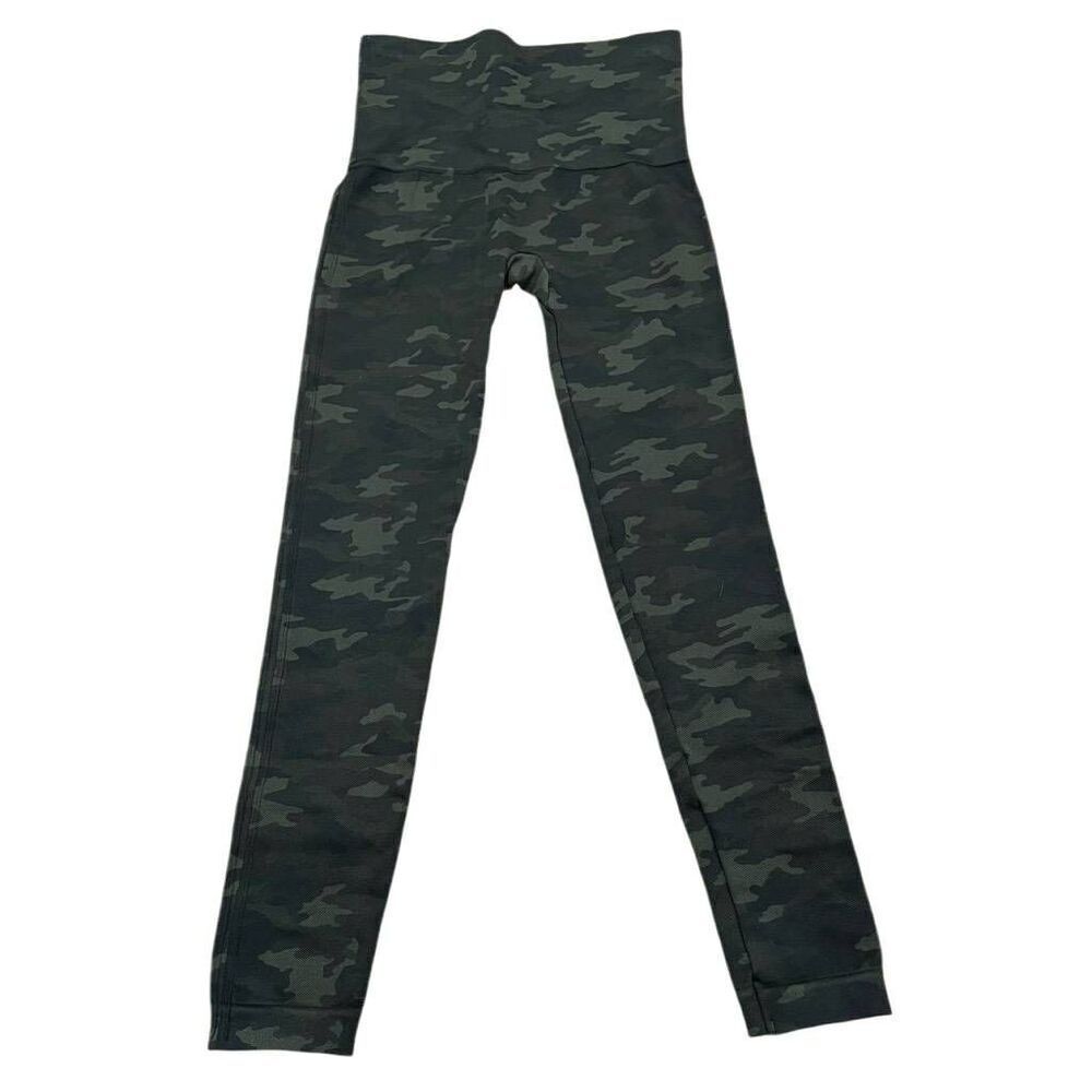 Spanx Ankle Leggings Women's Medium Green Camouflage Pull-On Gym Workout Stretch